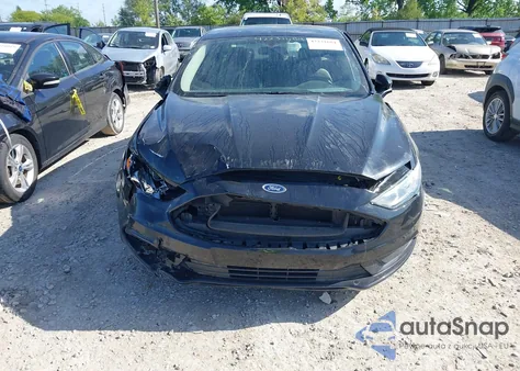 2017 Ford Fusion Hybrid S из США, поврежденный, VIN 3FA6P0UU8HR360637